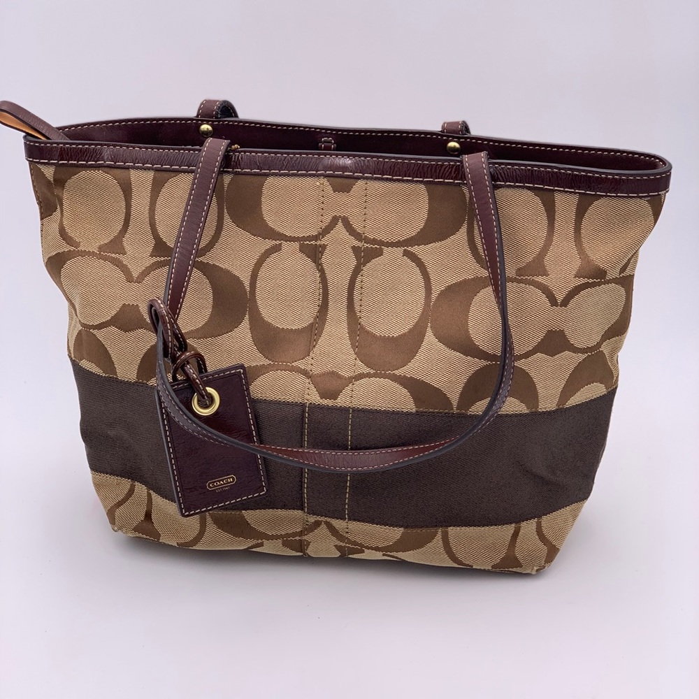 Coach shoulder purse